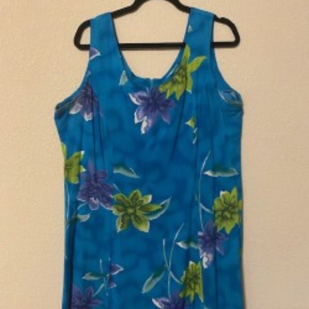 Floral Hawaiian- Style Dress